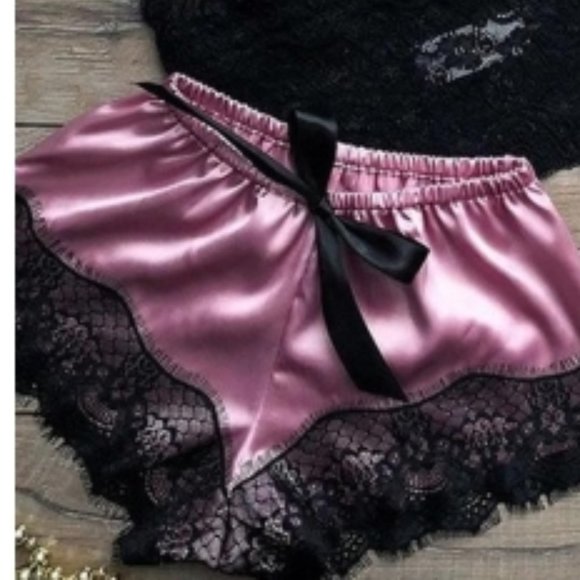 Sexy Lace Hem Purple Sleepwear - Picture 2 of 3